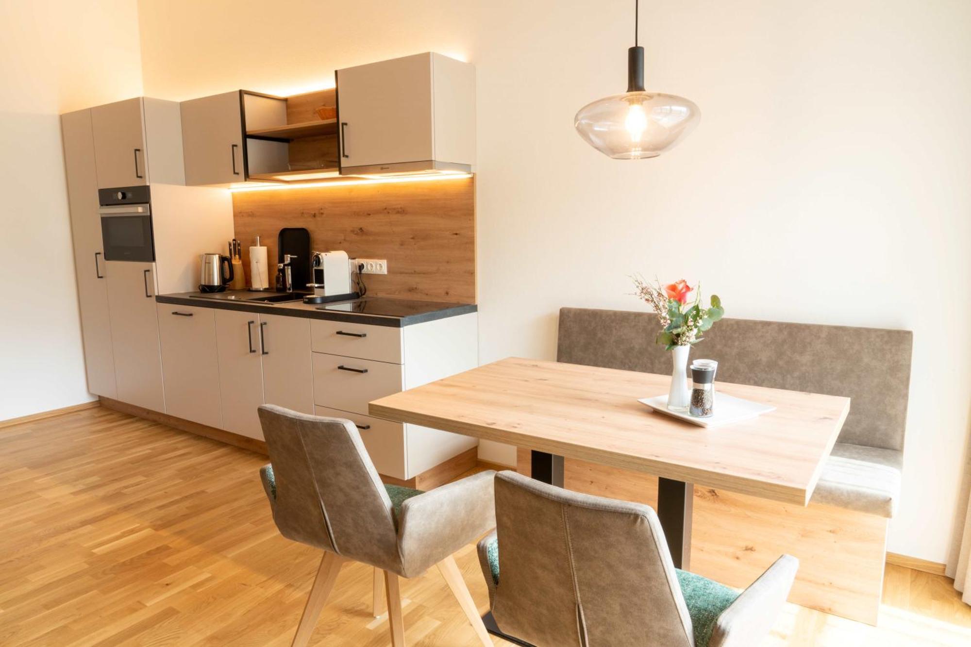 Bauernhofhotel "Die Unterbergerin" - Zimmer Mit Fruehstueck Und Ferienwohnungen In Gastein Mit Gratis Thermeneintritt Dorfgastein Habitación foto
